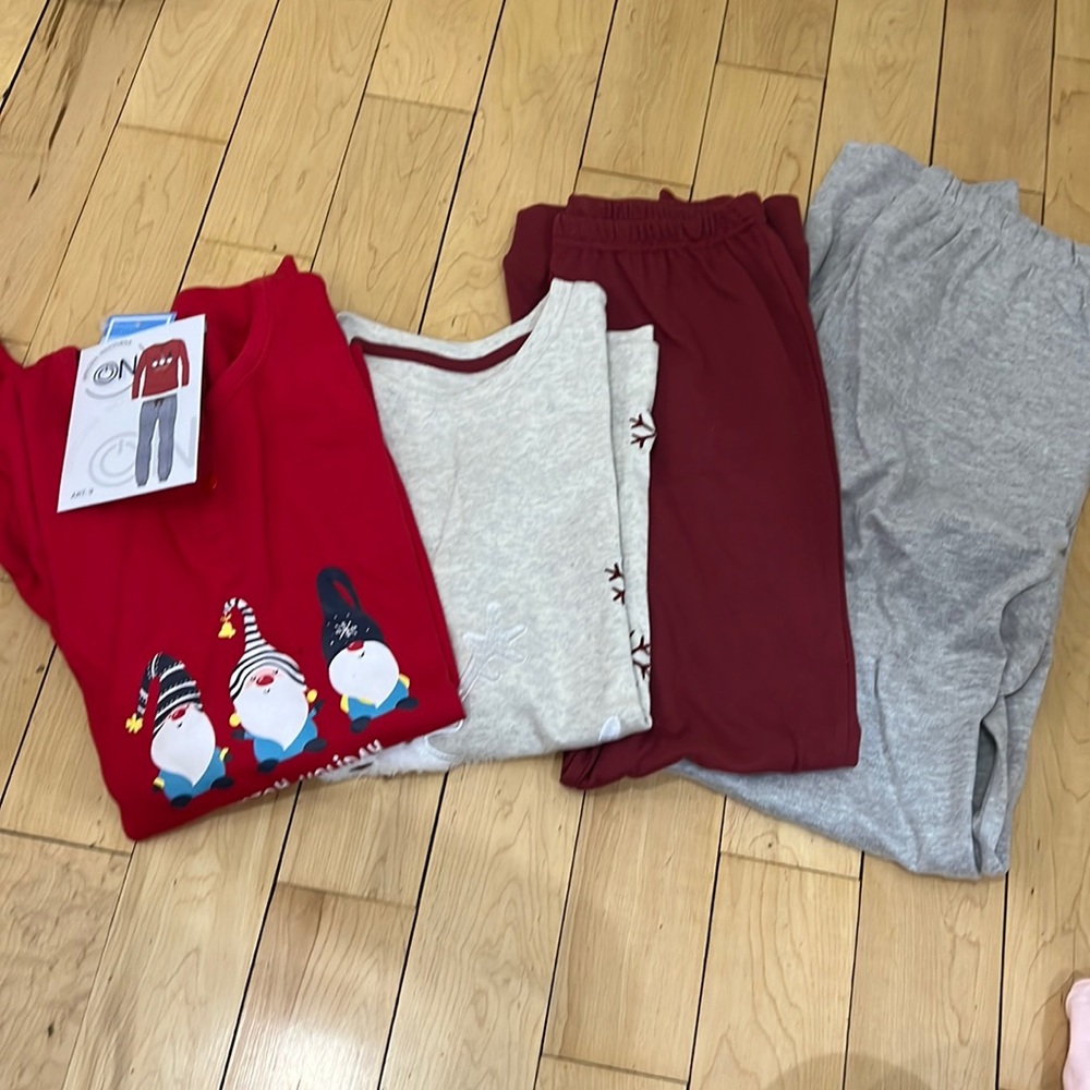 Set of 2 Sz S/M PJ sets